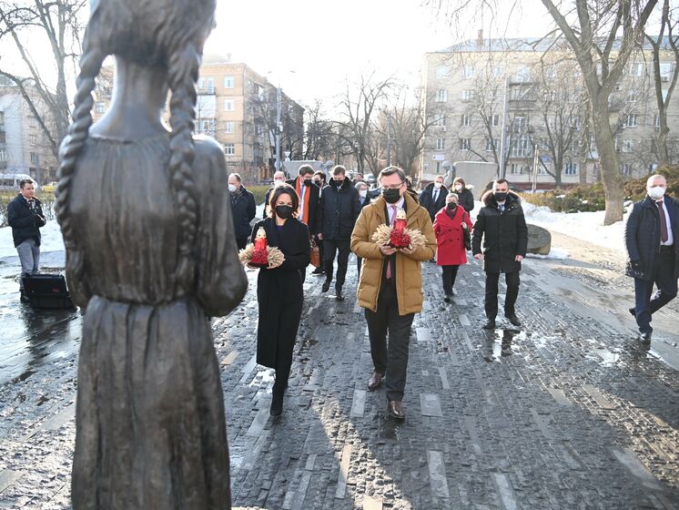 Кулеба і глава МЗС Німеччини вшанували пам'ять жертв Голодомору