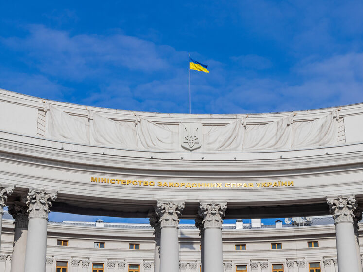У МЗС України спростували політичний підтекст у скасуванні зустрічі Зеленського та Бербок