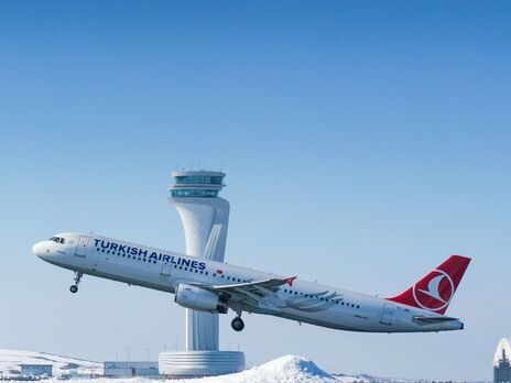 Каждый день новый аэропорт Стамбула принимает и отправляет почти 900 авиарейсов