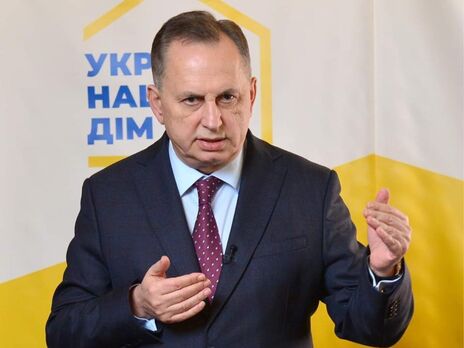Колесніков заявив, що жоден із п'яти попередніх президентів України "не дозволяв собі займатися закриттям телеканалів"
