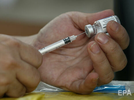Вакцинация в Украине началась 24 февраля