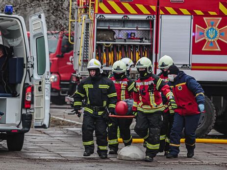 У Станиці Луганській у кафе стався вибух, постраждало 12 людей – ДСНС