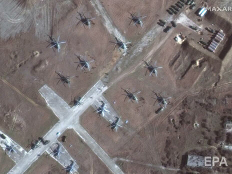Спутниковые снимки показывают всплеск военной активности России у границ Украины – Reuters