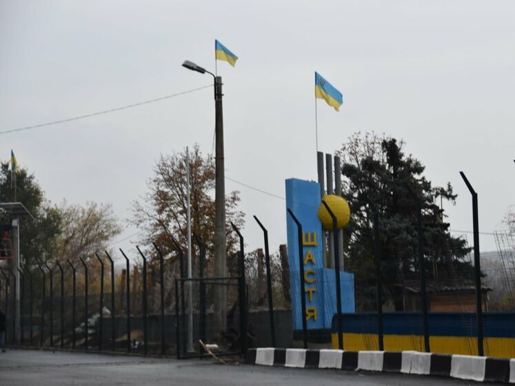 Боевики на Донбассе обстреляли 26 населенных пунктов и колонну с гуманитарной помощью – штаб ООС
