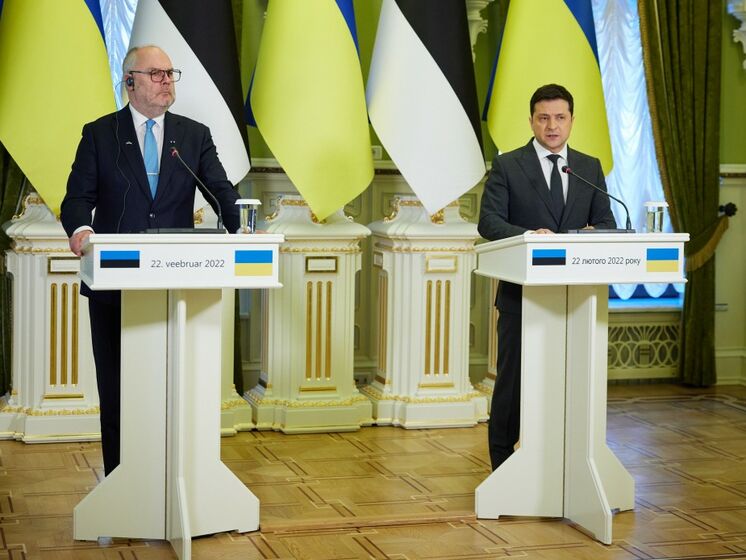 Визнання "ЛДНР" підтверджує вихід Росії з Мінських угод – президенти Естонії та України
