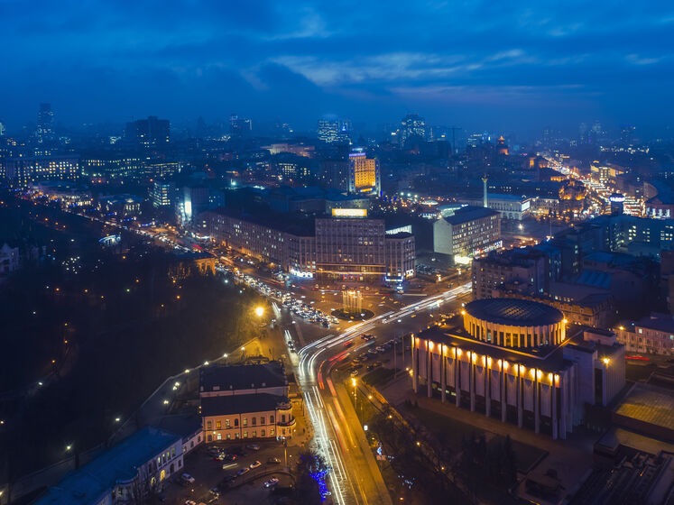 Жителі Києва та Харкова повідомляють про звуки вибухів