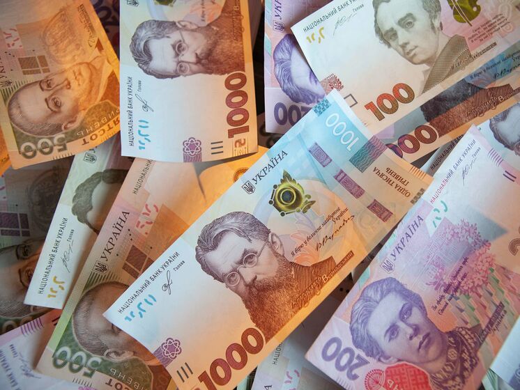 Украинцы могут получать денежные переводы из-за границы, переводы за рубеж ограничены – НБУ