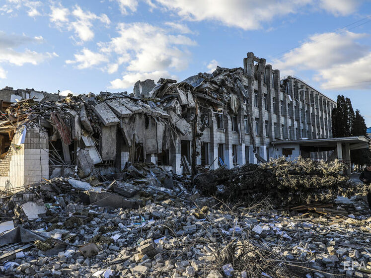 С 24 февраля российские оккупанты повредили и разрушили 379 учебных учреждений в Украине – Минобразования