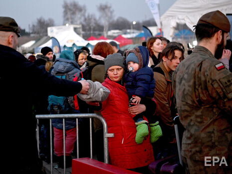 Після масового російського вторгнення Україну покинуло майже 3 млн людей – ООН