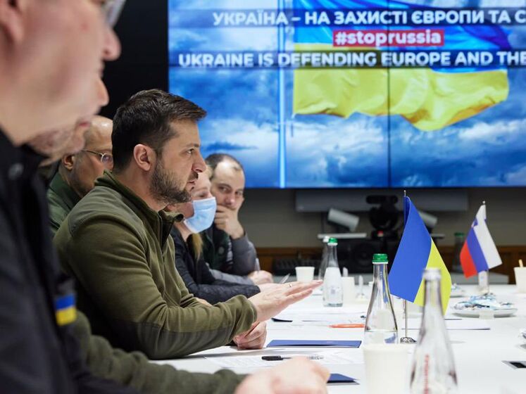 Зеленский пригласил "всех друзей Украины" посетить Киев