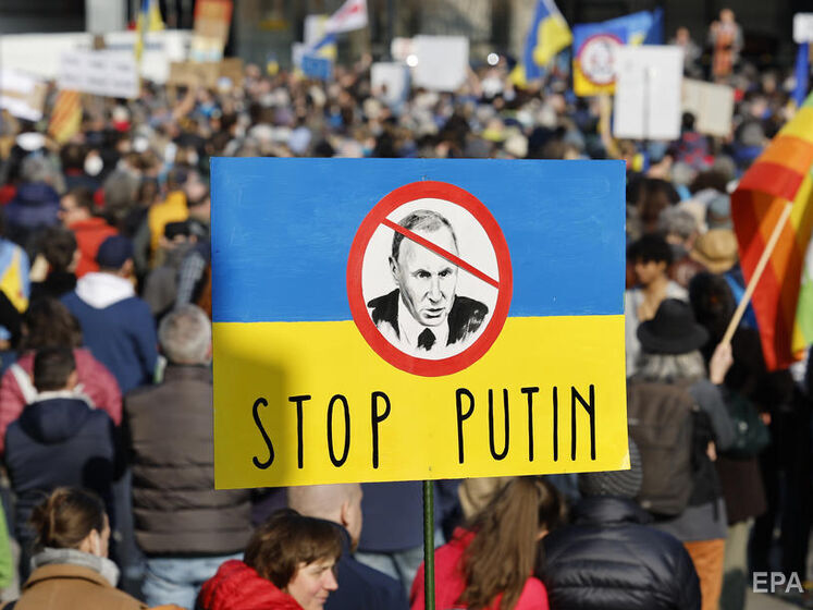 Петиция с требованием созвать трибунал для Путина набрала более 1 млн подписей 