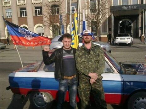 Фомичевский (слева) показал российским солдатам незащищенную дорогу в Изюм