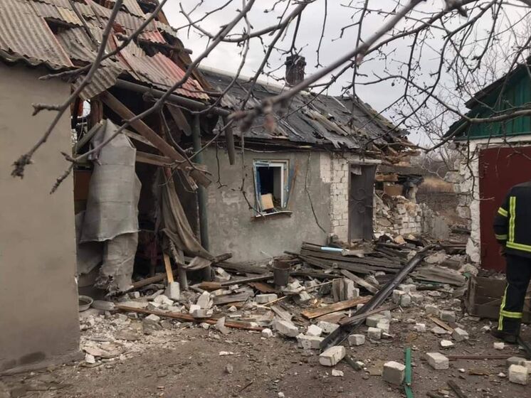 Унаслідок обстрілів із боку окупантів у Луганській області двоє людей загинуло, двоє дістало поранення