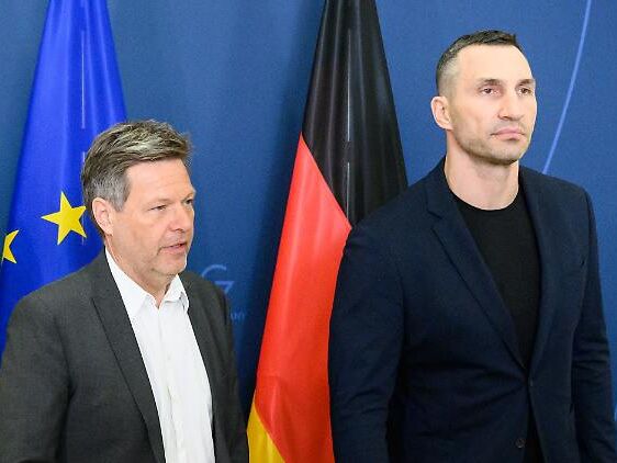 Володимир Кличко в Берліні зустрівся з міністром економіки для надання допомоги Україні