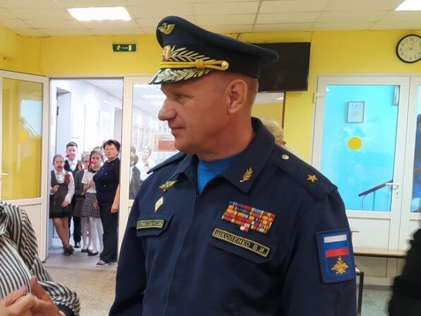 Російський генерал віддавав накази про обстріл міст України, де були його родичі – староста села