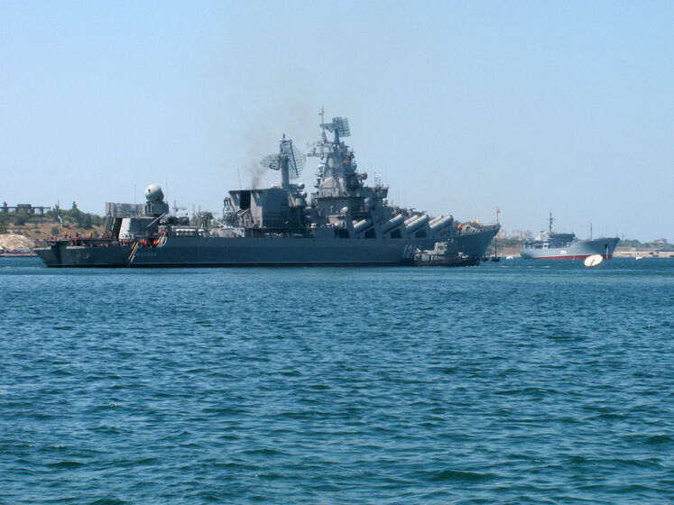 "Чекатимемо приємних сюрпризів". Арестович заявив, що знищення крейсера "Москва" покращить становище ЗСУ на півдні України