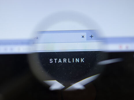 За словами Федорова, зараз в Україні працює понад 10 тис. станцій супутникового інтернету Starlink.