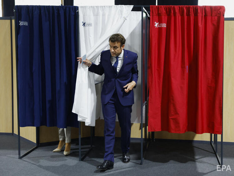 Выборы президента Франции выигрывает Макрон – экзит-полл