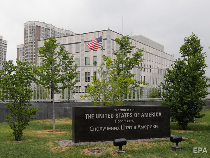 Посольство США: Ведется подготовка к скорейшему возобновлению работы в Киеве