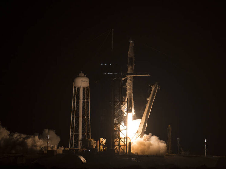 SpaceX вывела на орбиту четвертую миссию астронавтов на МКС