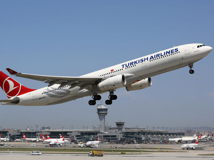 Туреччина фактично допомагає РФ обходити санкції на авіаперевезення – ЗМІ