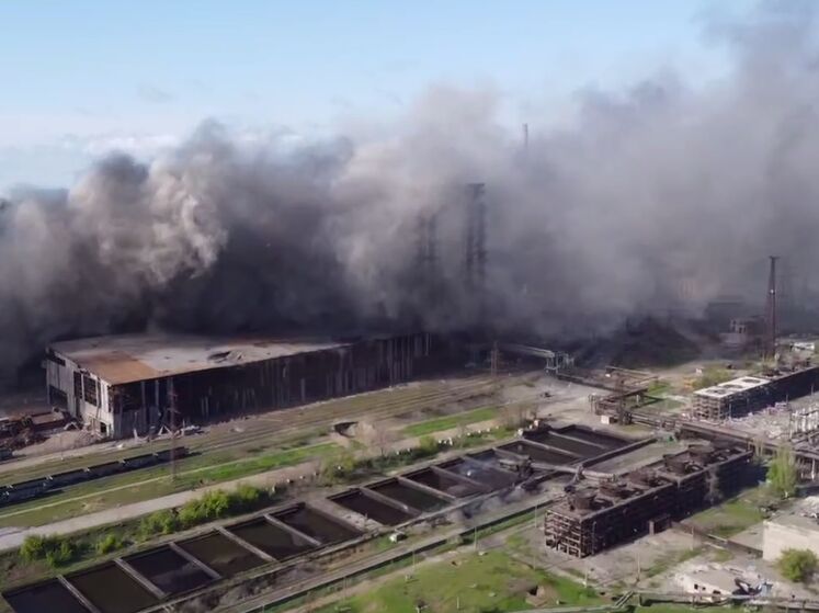Полк "Азов" сообщил, что оккупанты продолжают штурм "Азовстали", и показал, как выглядит территория завода