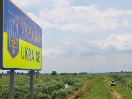 Украина временно приостановила работу таможенных пунктов на границе с Молдовой в Одесской области