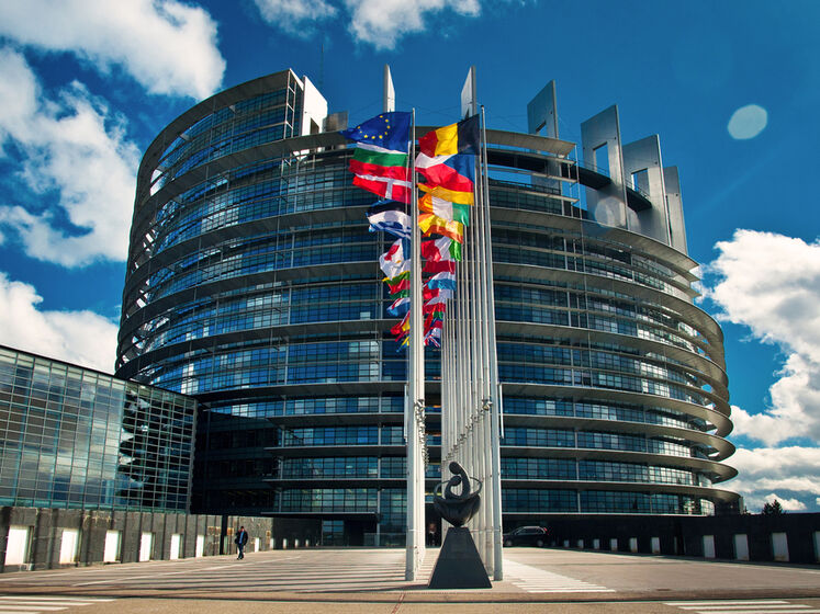 Європарламент закликав ЄС допомогти відновленню України коштом конфіскованих активів російських бізнесменів
