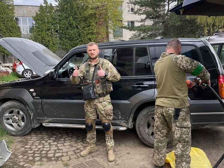 Радник міністра внутрішніх справ: Проєкт "Машини для армії" – це сотні людей, які шукають автомобілі, ремонтують, переганяють їх навіть у найгарячіші точки України