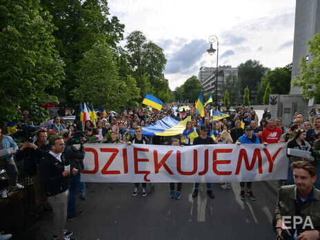 Польша с 1 июля отменит выплаты тем, кто поддерживает украинских беженцев, чтобы они быстрее стали 