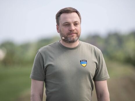 Монастырский отметил, что на захваченных территориях Украины сейчас действуют сотни коллаборантов