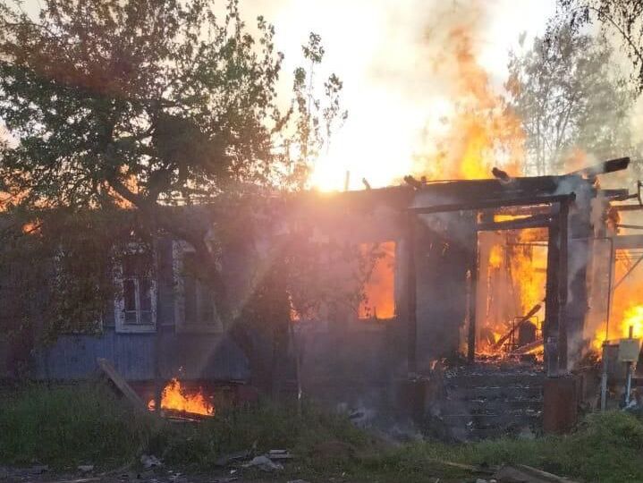 Окупанти обстрілювали Сумську область увесь вечір 6 червня і сьогодні вранці, почалися пожежі – ОВА