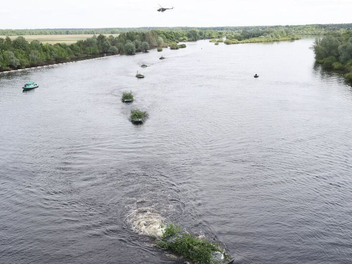 Військові Білорусі форсували річку вздовж кордону з Україною за умов впливу "диверсійних сил" противника