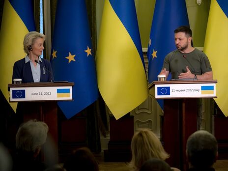 Зараз вирішальний час не тільки для України, а й для ЄС, зазначив на брифінгу з главою Єврокомісії Зеленський
