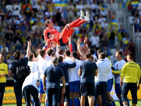 За збірну України Пятов провів 102 матчі