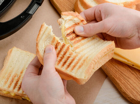 Крок-месьє. Рецепт французького сендвіча з тостовим хлібом від Хіменеса-Браво