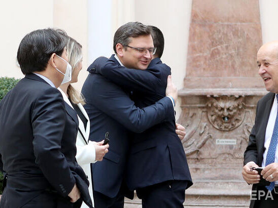 "Вдячний за порядність". Кулеба підтримав главу МЗС Італії, який вирішив вийти з партії через Україну