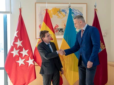Кличко на саммите НАТО встретился с мэром Мадрида: обсудили гибридную войну и манипуляции со стороны России