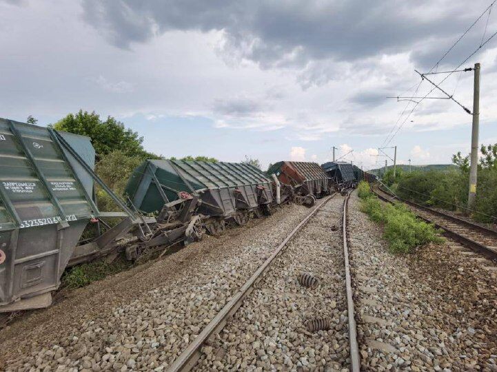 У Румунії зійшов із рейок потяг, призначений для вивезення зерна з України