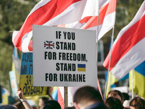 Великобритания поддерживает Украину и вводит новые санкции против Беларуси