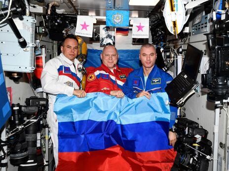 NASA засудило Росію за розгортання прапорів терористів 
