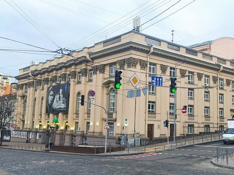 У Києві змінили назву театру Лесі Українки – з назви прибрали 