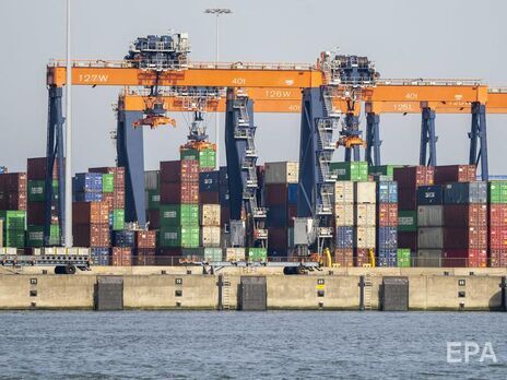 Крупнейший порт Европы остановил контейнерные перевозки в Россию