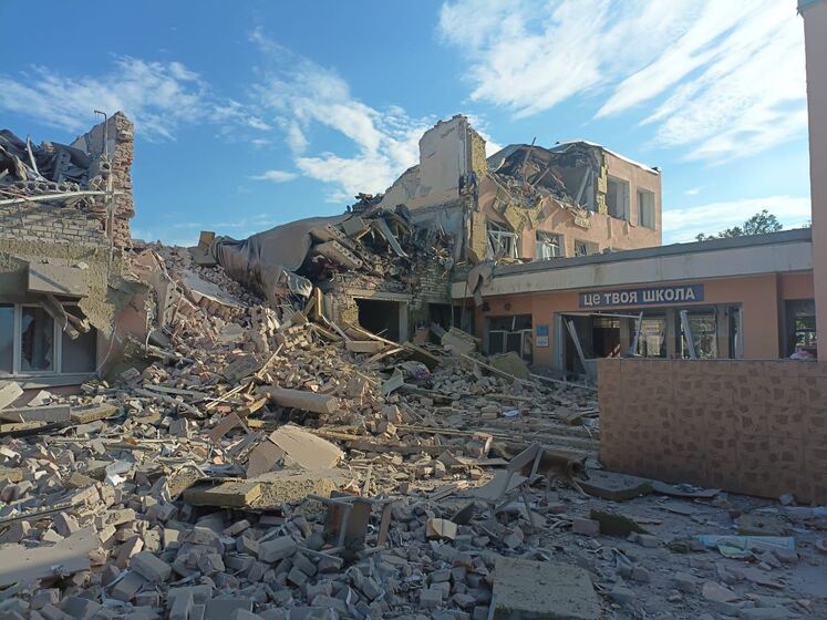 Російські окупанти вранці зруйнували в Донецькій області ще дві школи – Кириленко