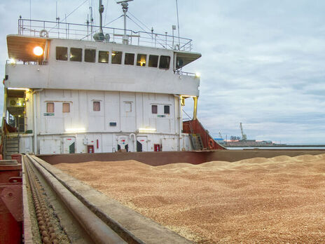 Україна планує щомісяця експортувати Чорним морем до 5 млн тонн зерна із трьох морських портів – Кубраков