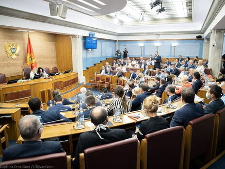 Парламент Чорногорії закликав інші держави, а також ООН та ОБСЄ, використовувати всі можливі засоби для стримування агресії РФ