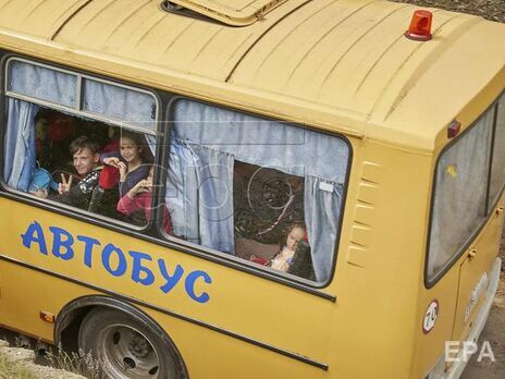 Кількість загиблих унаслідок розстрілу окупантами автобуса з біженцями в Херсонській області зросла до трьох – командування 