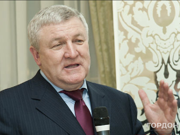 Экс-министру обороны Украины сообщили о подозрении в госизмене &ndash; способствовал оккупации Крыма