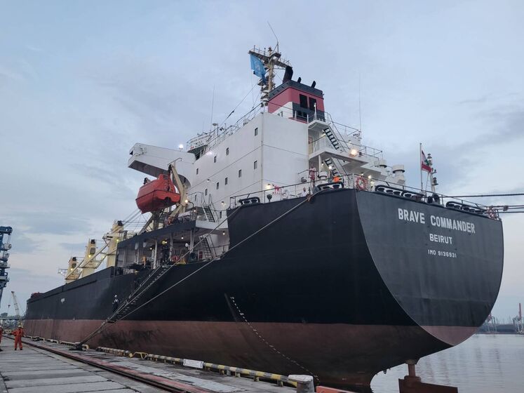 В Україну прибуло судно на завантаження зерном для Африки