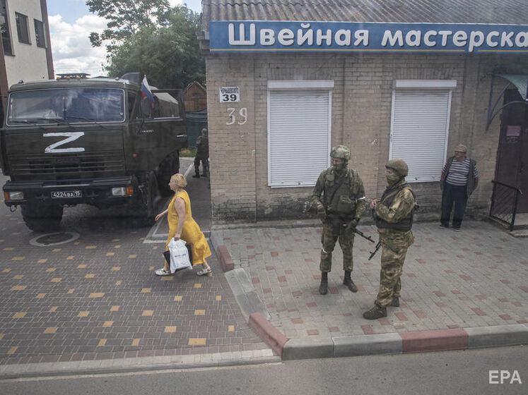 Российские военные начали вывозить свои семьи из Мелитополя – мэр